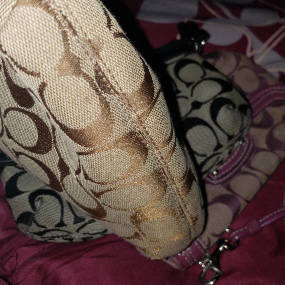 ⏳coach wristlet gently used 🎯 - Picture 5 of 6